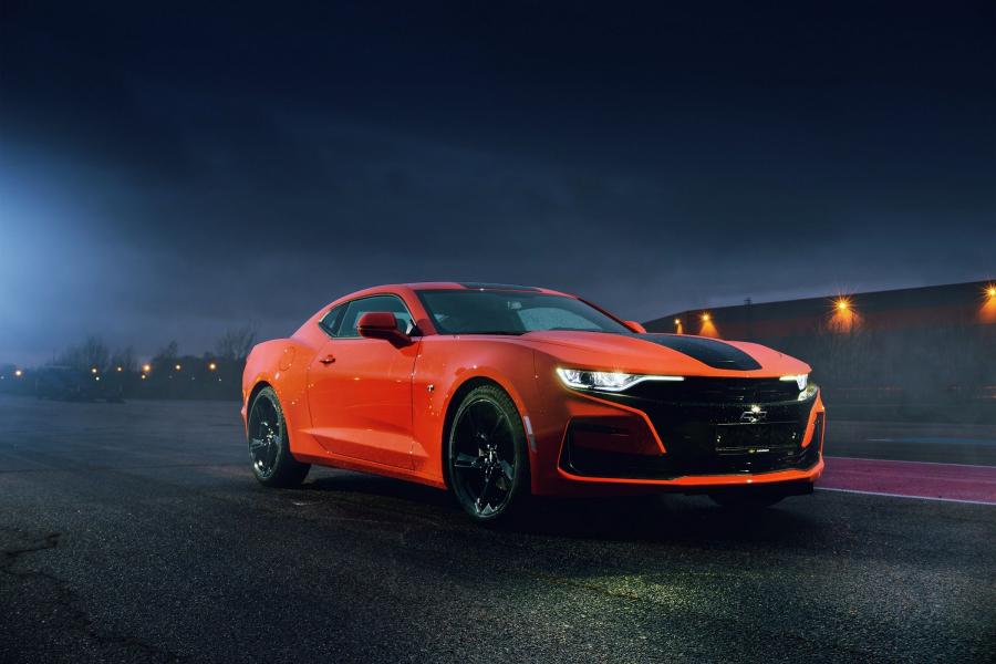  Chevrolet Camaro 2018 года  (EU) (фото 1 из 5)
